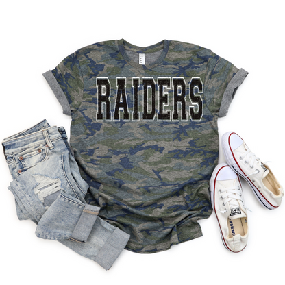 VINTAGE CAMO VARSITY TEE